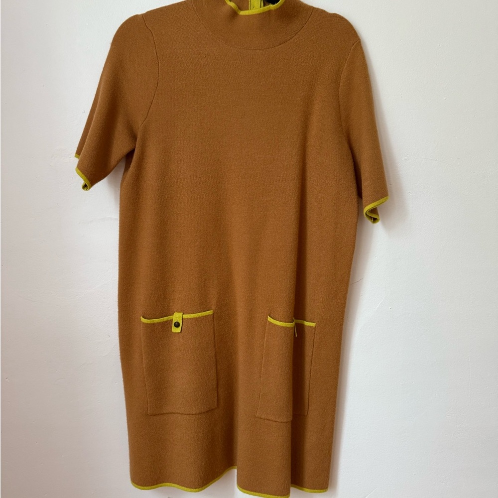 Brown Short Sleeve Dress with Yellow Trim